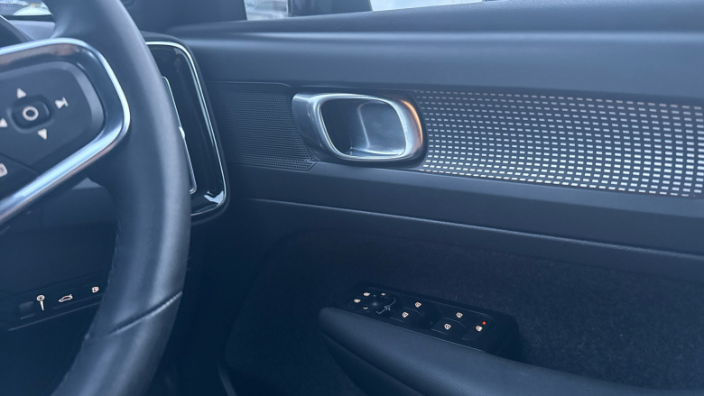 Volvo Xc40 1.5 T4 Recharge PHEV R DESIGN 5dr Auto Estate